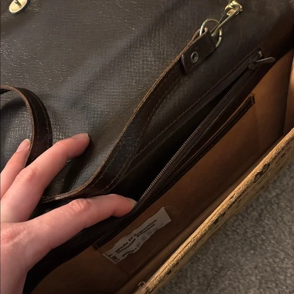 🐿️ Vintage 1980s Gucci GG Monogram Canvas Clutch Shoulder Bag Brown Leather Trim - Picture 7 of 15